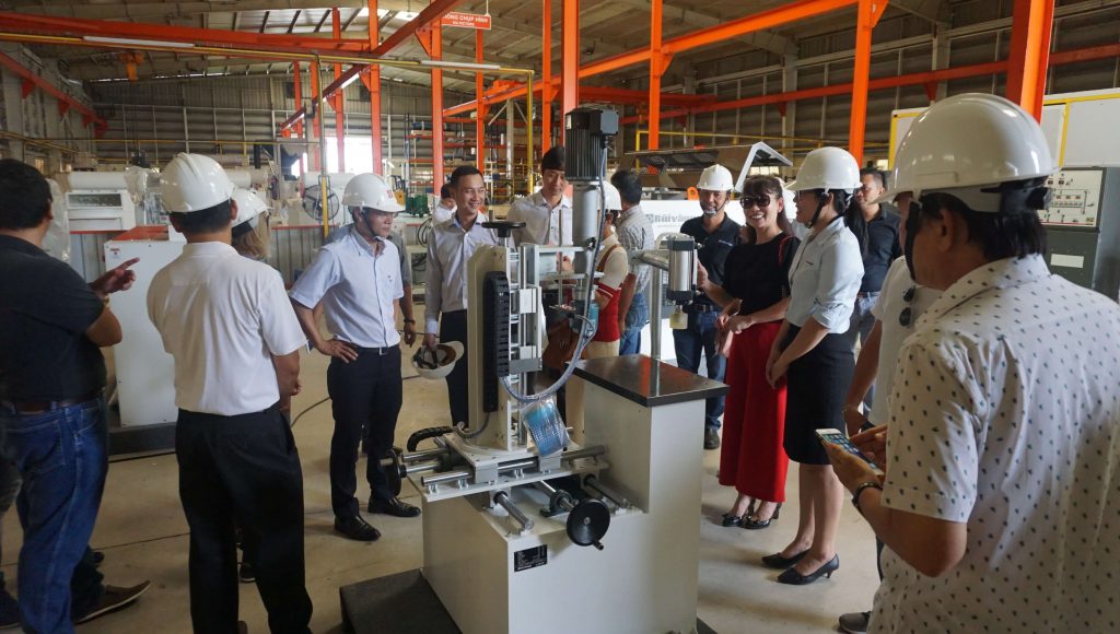 Giao lưu Hội viên tháng 8 – Tham quan Cty Nelo Décor, Bùi Văn Ngọ và Thiên Minh 9 dsc08432 5S2u0